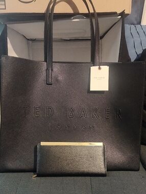 Ted Baker Black Leather Tote with Matching Black Wallet Retail $170 Wallet $120
